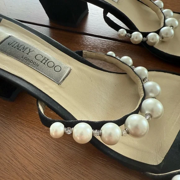 Jimmy Choo Amara Pearl and Rhinestone Sandal in Black size 40.5 - Picture 3 of 6